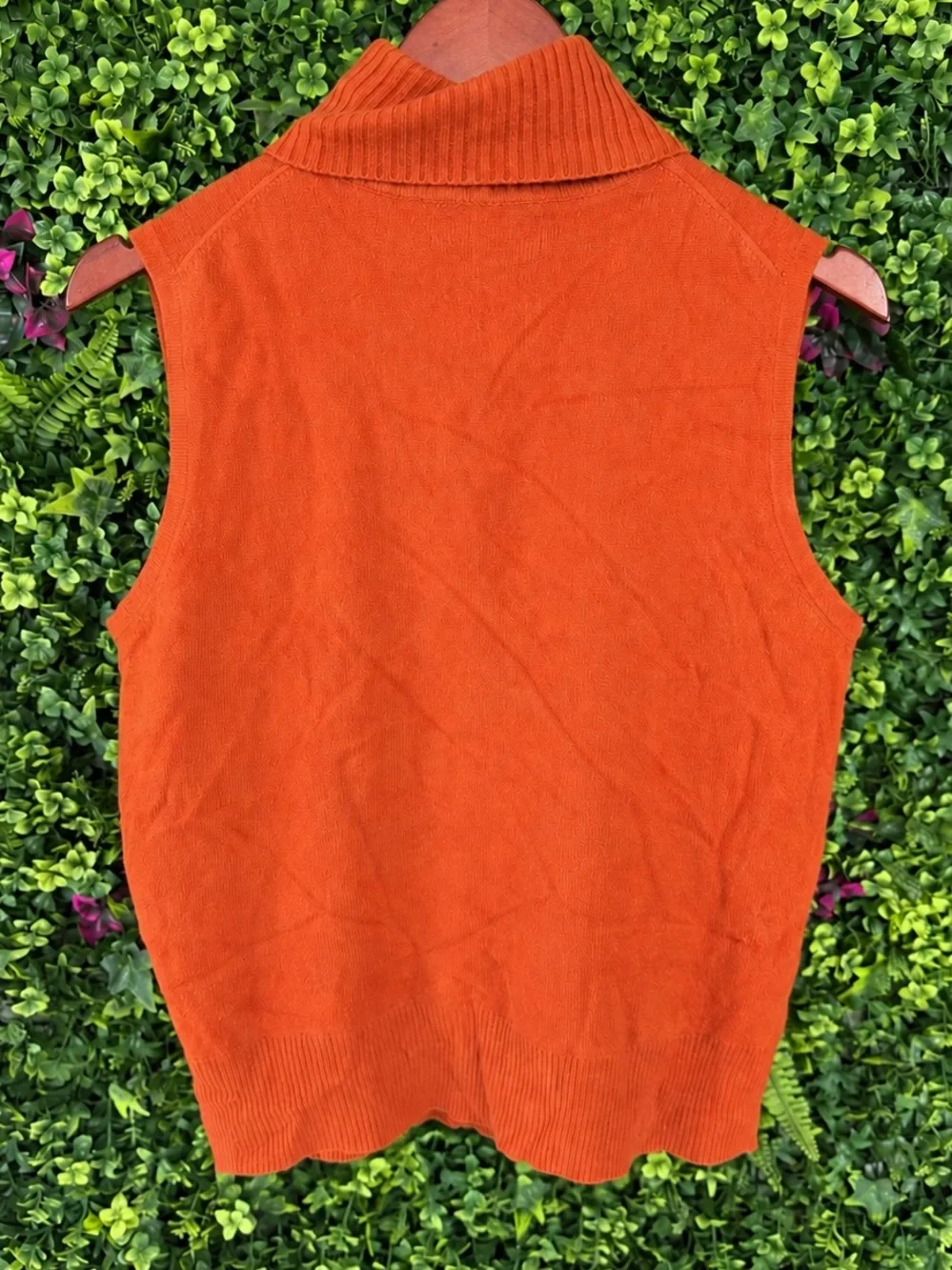 Lord & Taylor 100% Cashmere Sleeveless Turtleneck Sweater Vest Orange L
